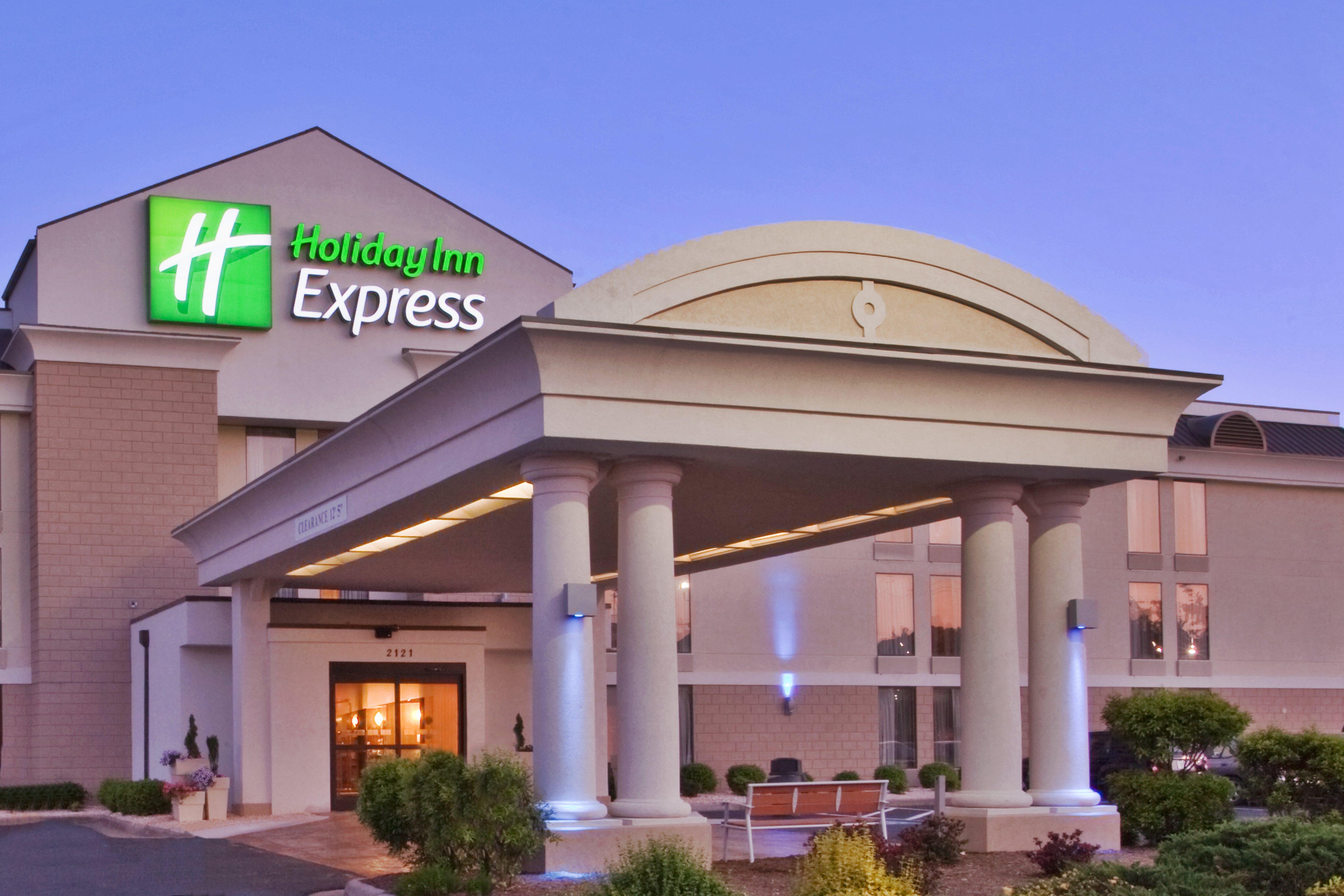 Holiday Inn Express Danville By Ihg Buitenkant foto