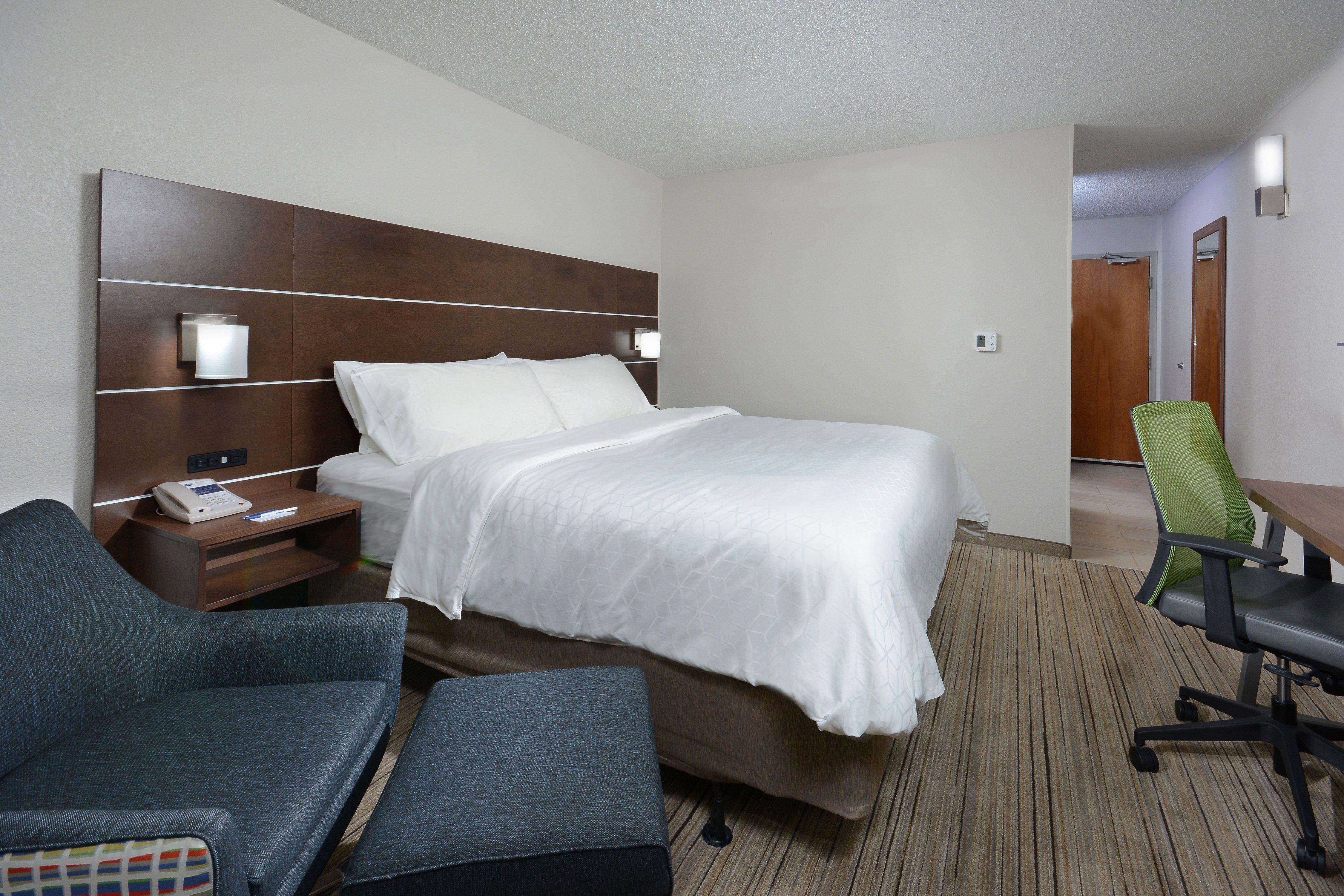 Holiday Inn Express Danville By Ihg Buitenkant foto